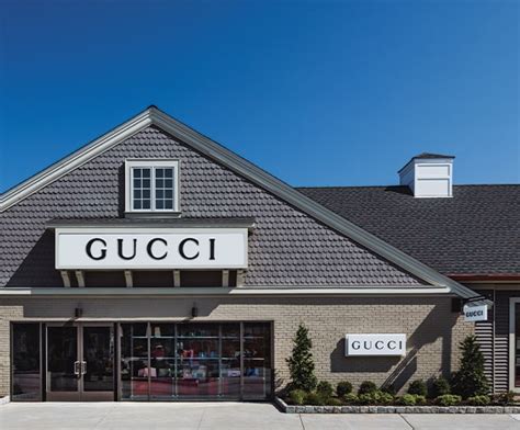 gucci outlet woodbury|gucci store woodbury commons.